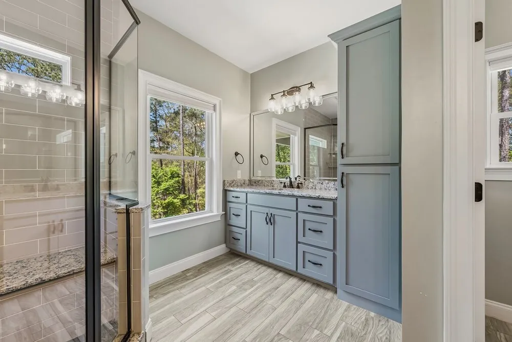 900 Oakcrest Dr, Columbus, GA 31904