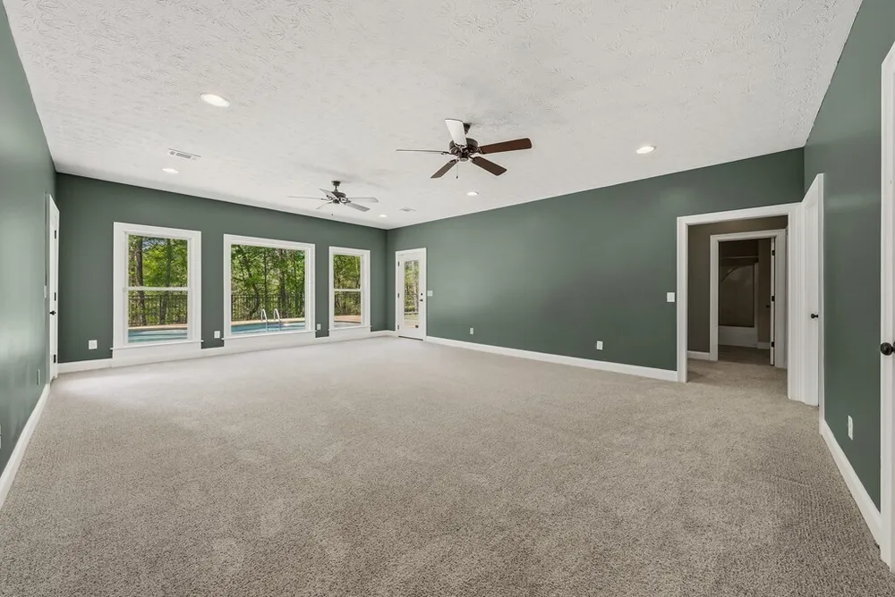 900 Oakcrest Dr, Columbus, GA 31904