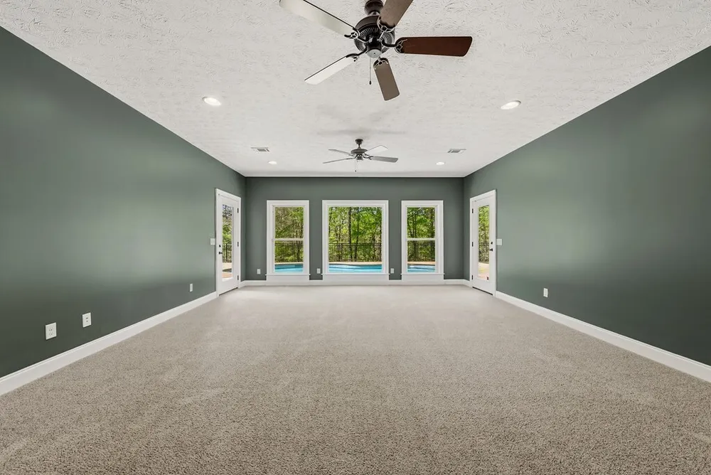 900 Oakcrest Dr, Columbus, GA 31904