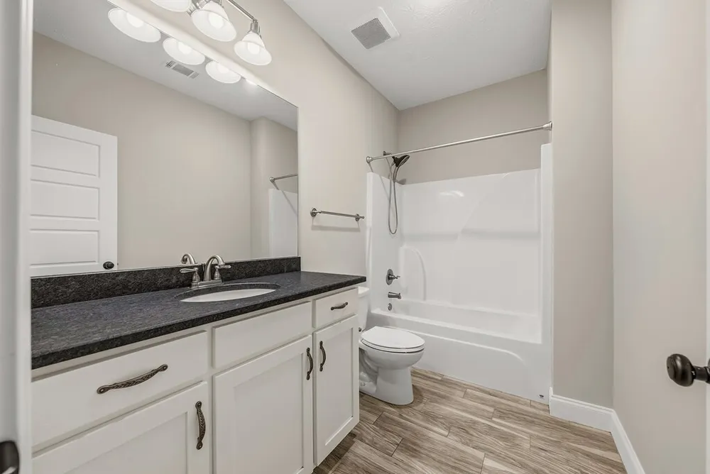 900 Oakcrest Dr, Columbus, GA 31904