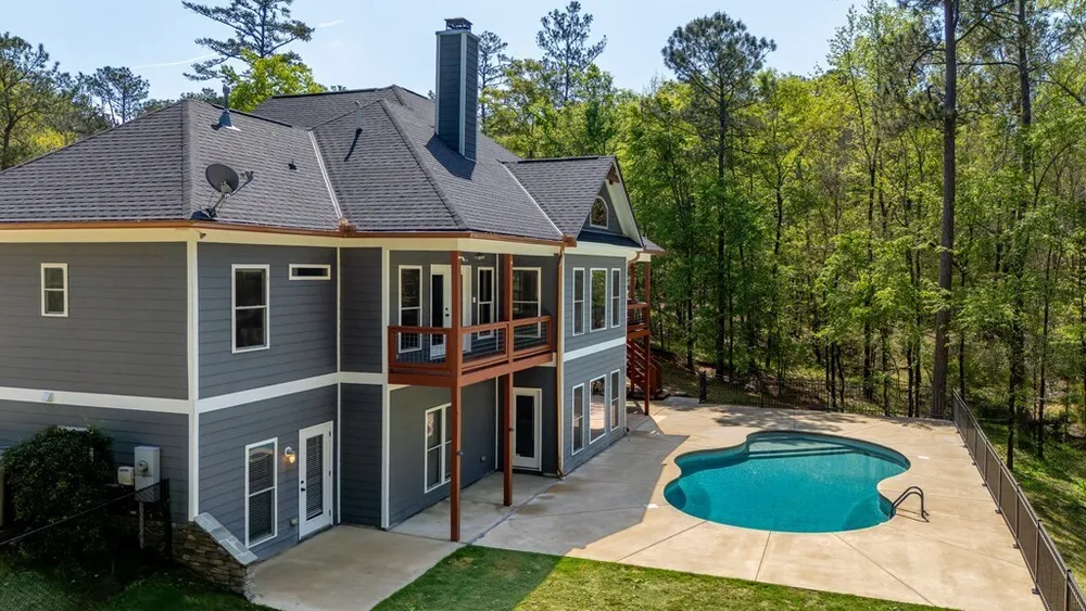 900 Oakcrest Dr, Columbus, GA 31904