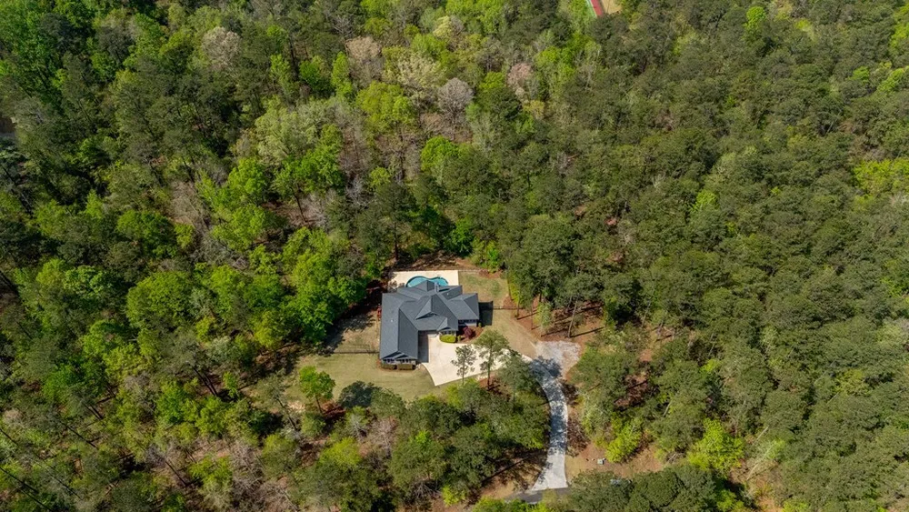 900 Oakcrest Dr, Columbus, GA 31904