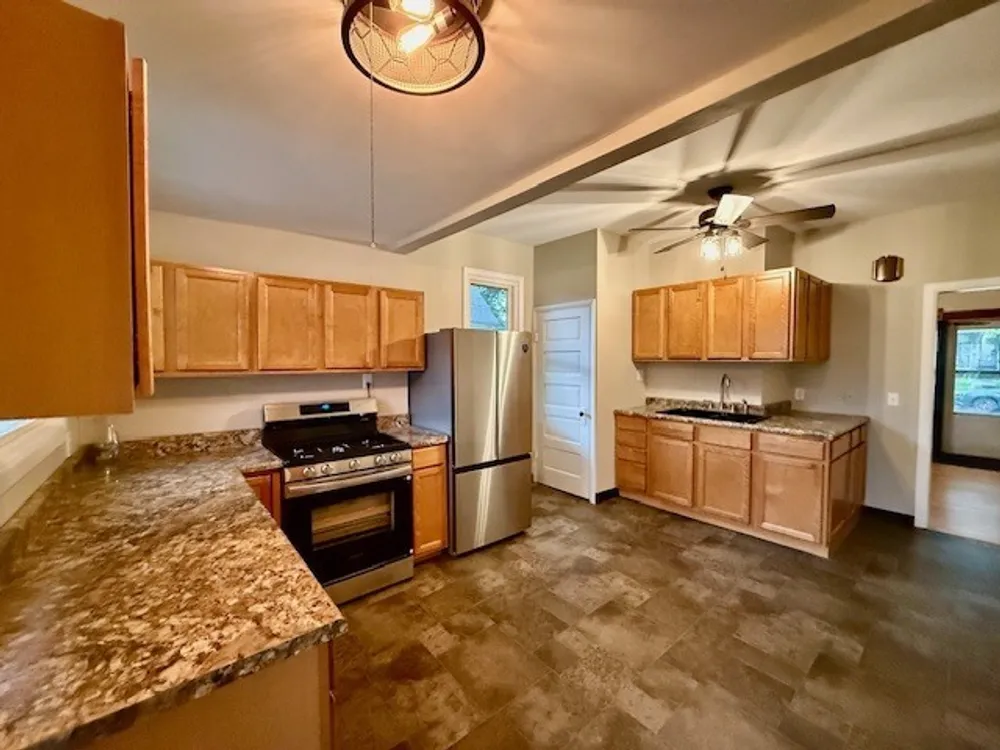 610 W Union St, Champaign, IL 61820