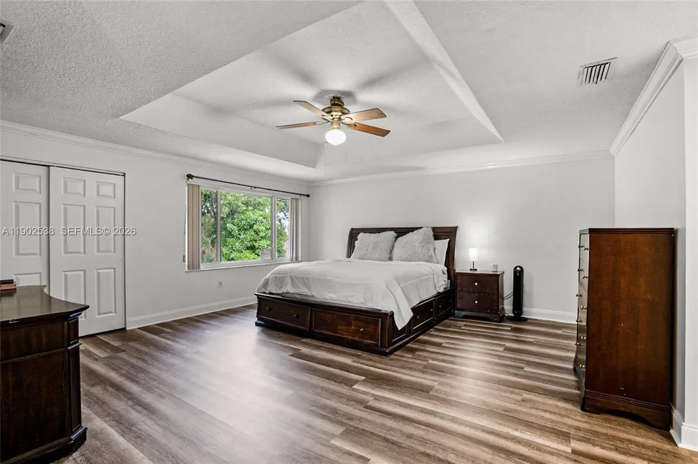 2261 NW 139th Ave, Sunrise, FL 33323