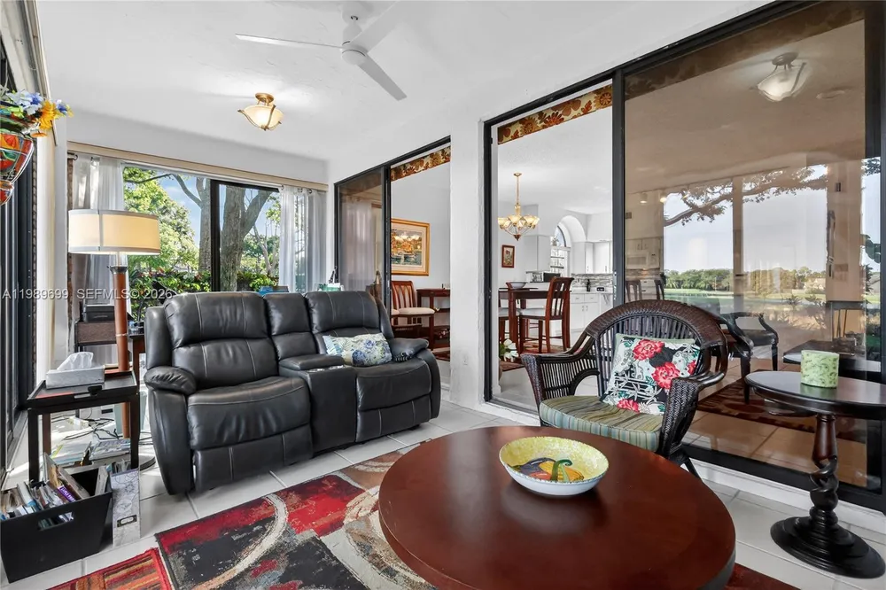 8033 Aberdeen Dr, Boynton Beach, FL 33472