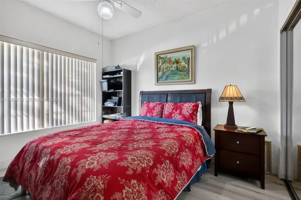 8033 Aberdeen Dr, Boynton Beach, FL 33472