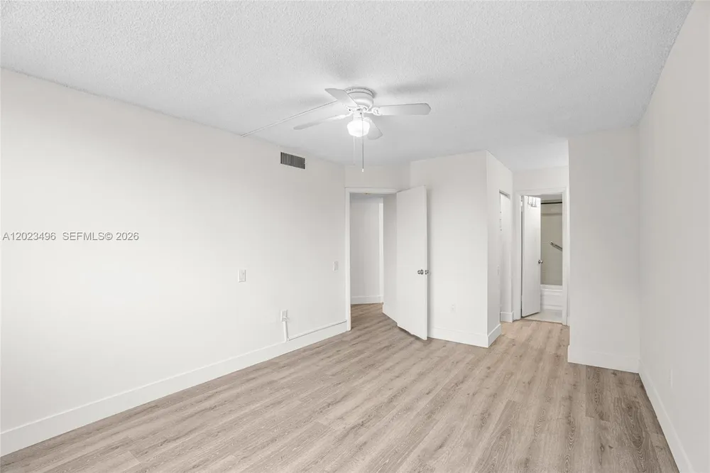 9091 Lime Bay Blvd, Tamarac, FL 33321