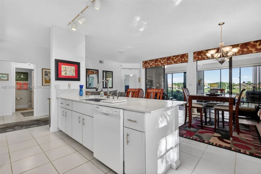 8033 Aberdeen Dr, Boynton Beach, FL 33472