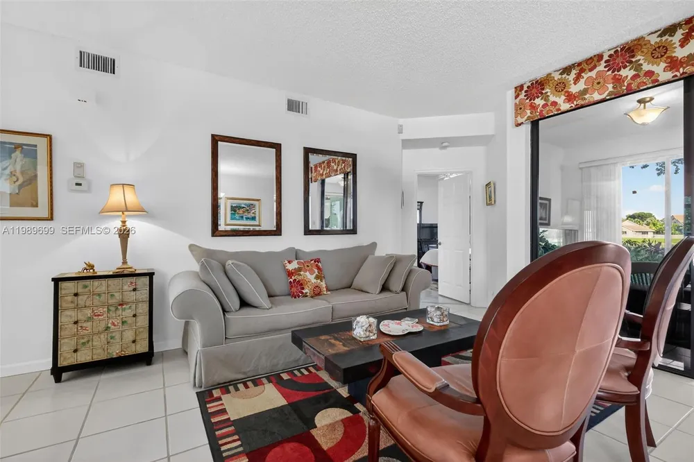 8033 Aberdeen Dr, Boynton Beach, FL 33472