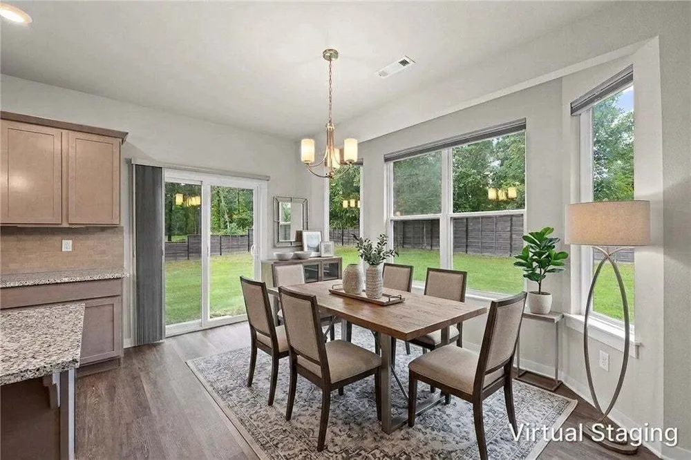 17 Worth Pl, Bella Vista, AR 72715