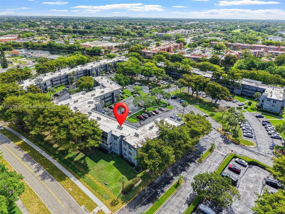 9091 Lime Bay Blvd, Tamarac, FL 33321