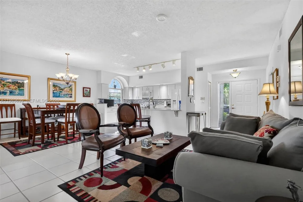8033 Aberdeen Dr, Boynton Beach, FL 33472
