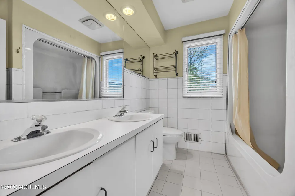 9 Violet Dr, Ocean, NJ 07712