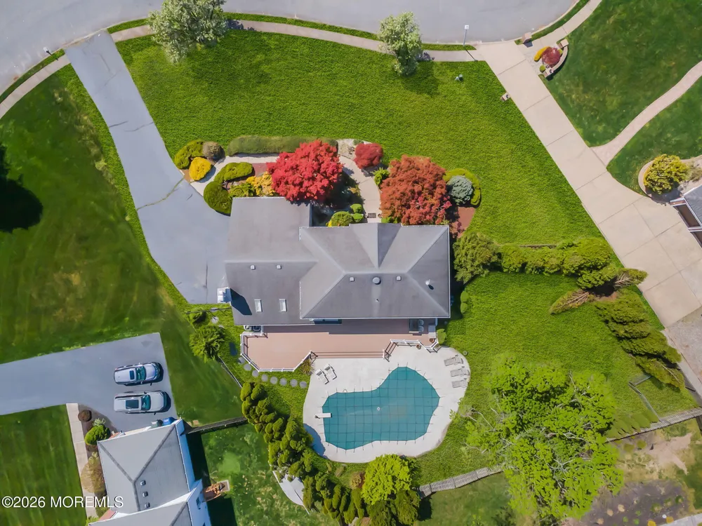 9 Violet Dr, Ocean, NJ 07712
