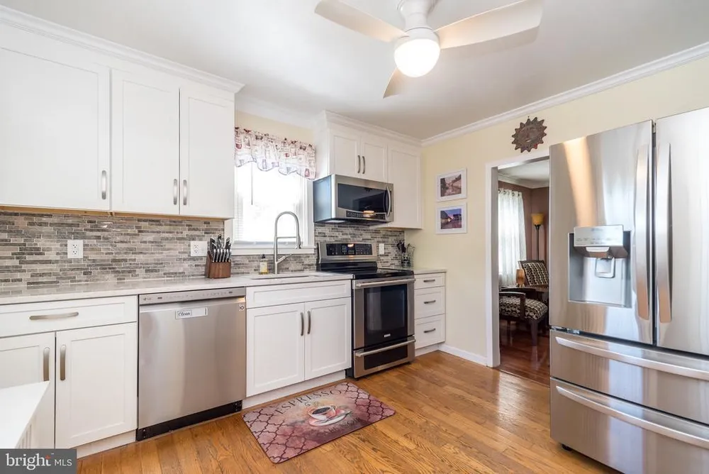 1605 N Line St, Lansdale, PA 19446