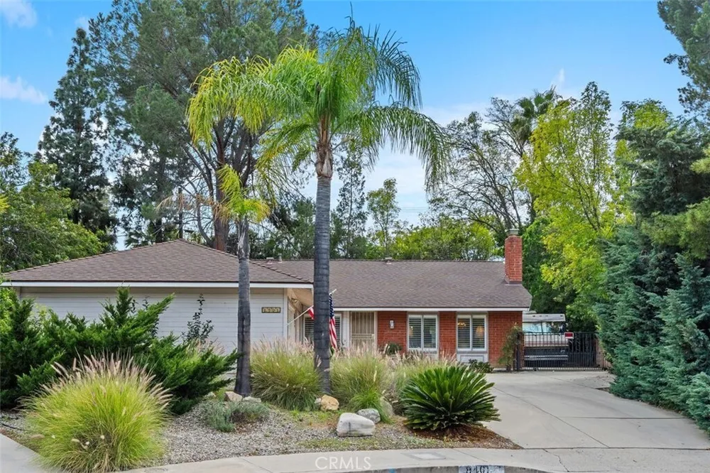 8401 Natalie Ln, West Hills, CA 91304-3125