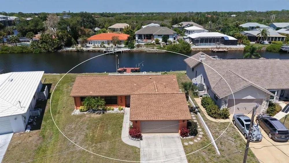723 Portia St N, Nokomis, FL 34275