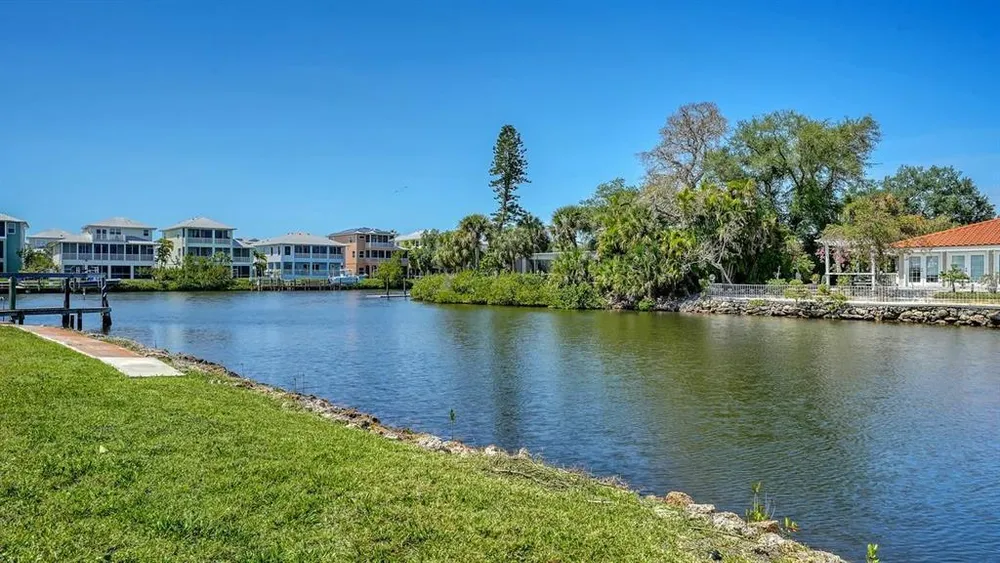723 Portia St N, Nokomis, FL 34275