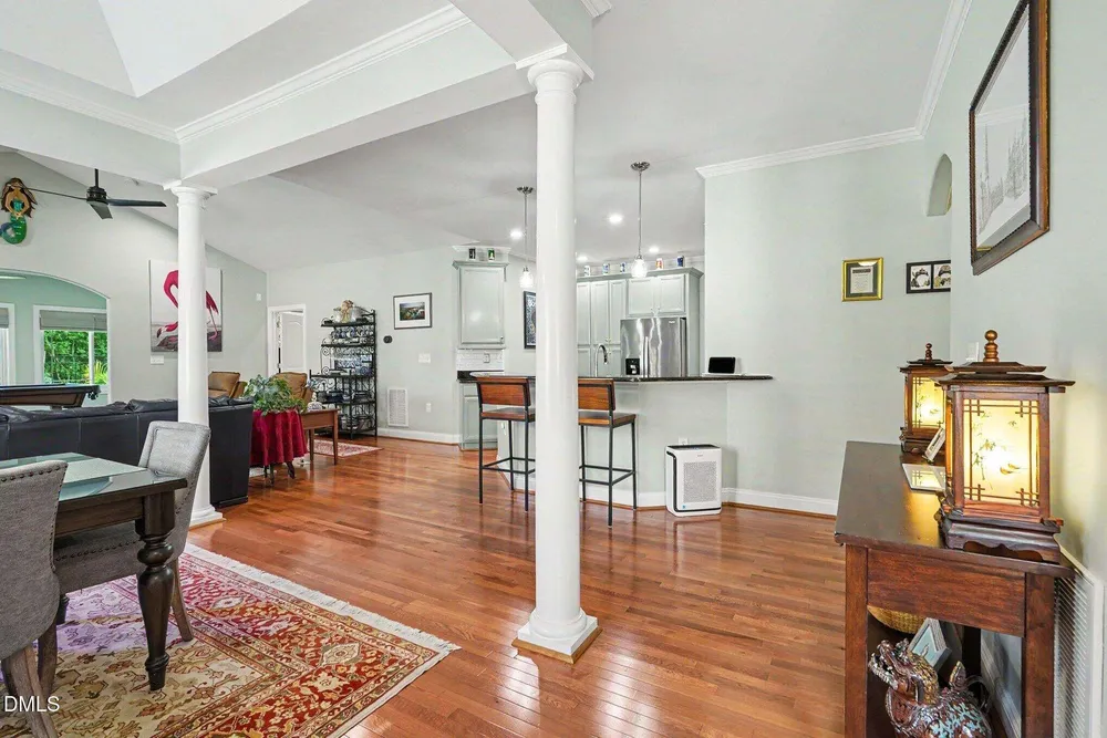 812 Canyoncreek Ln, Fuquay Varina, NC 27526