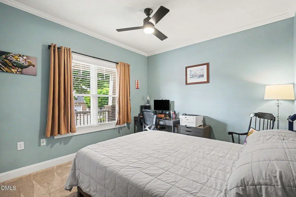 812 Canyoncreek Ln, Fuquay Varina, NC 27526