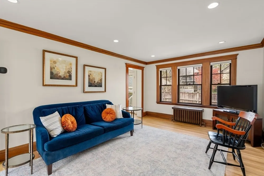 16 Preble Gardens, Belmont, MA 02478