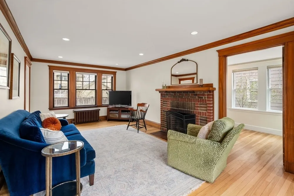 16 Preble Gardens, Belmont, MA 02478