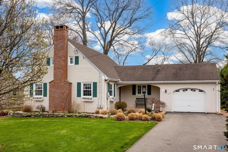 269 Pine Ln, Wethersfield, CT 06109