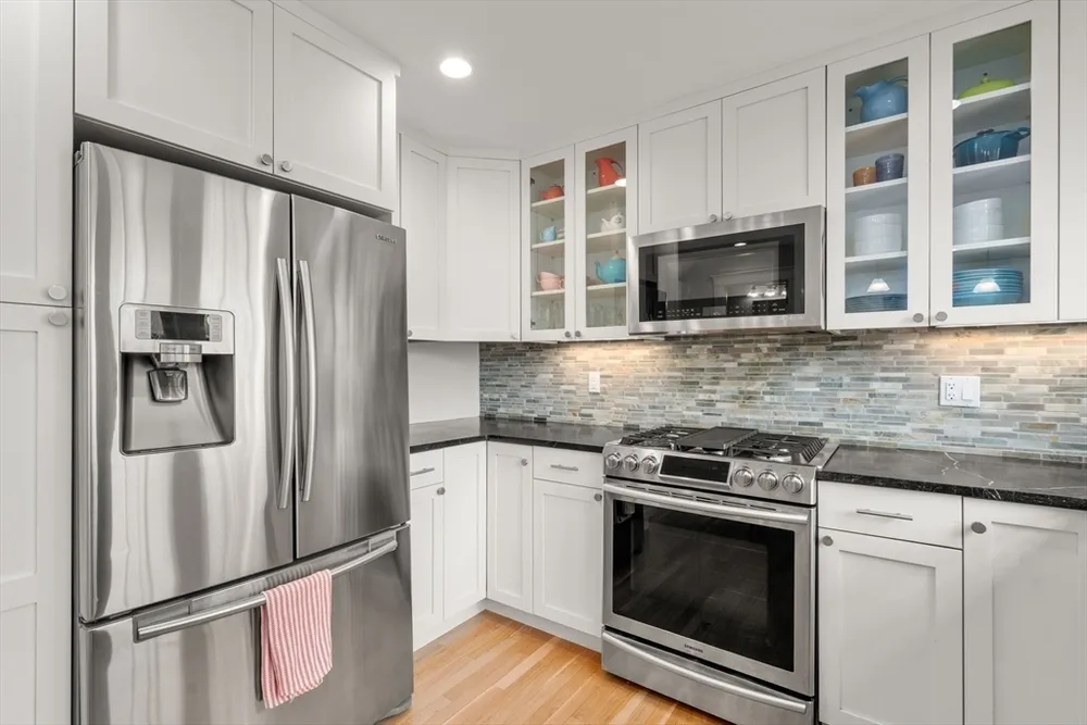 16 Preble Gardens, Belmont, MA 02478