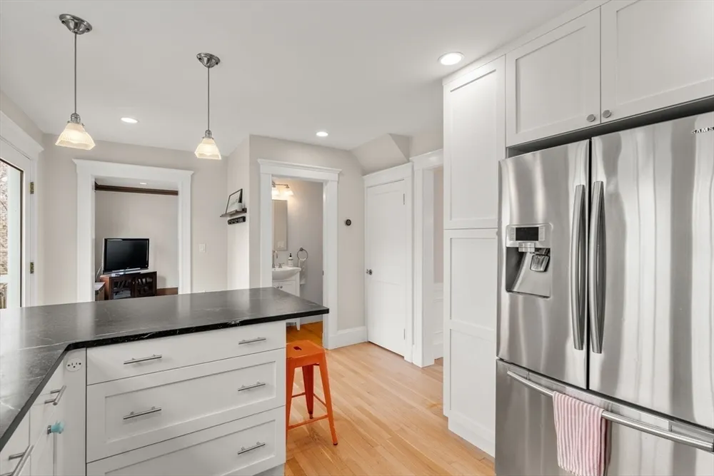 16 Preble Gardens, Belmont, MA 02478