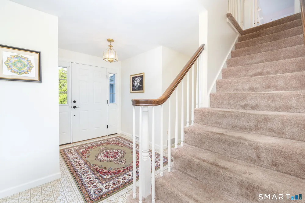 71 Whippoorwill Way, Wethersfield, CT 06109