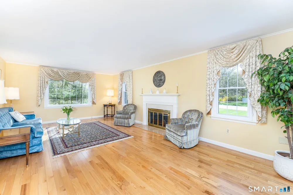 71 Whippoorwill Way, Wethersfield, CT 06109