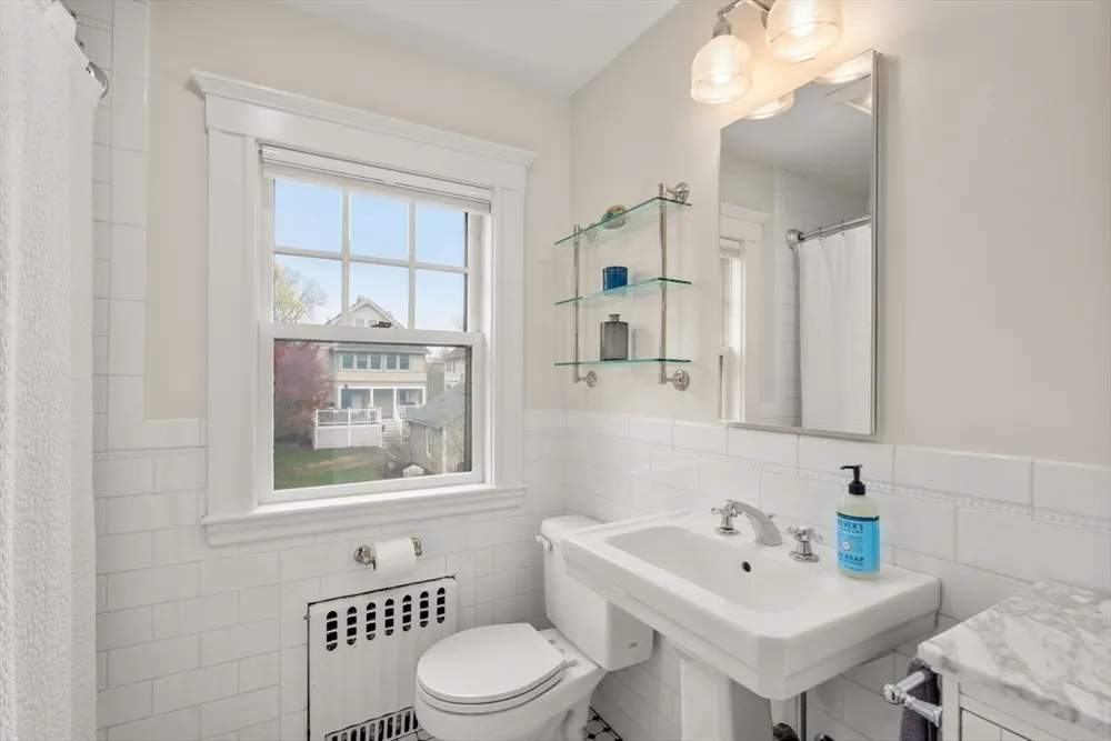 16 Preble Gardens, Belmont, MA 02478