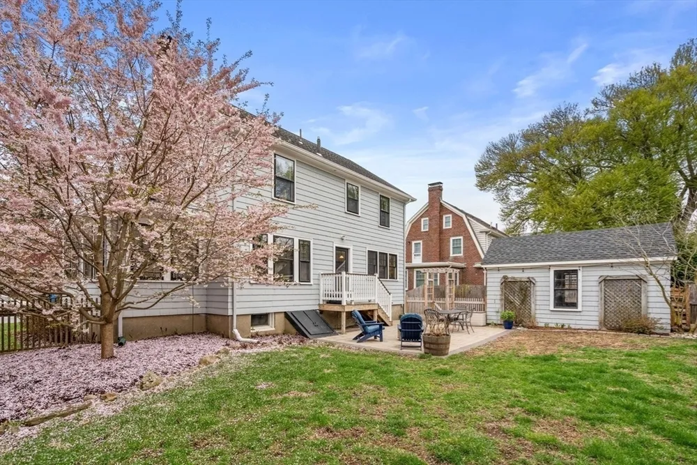 16 Preble Gardens, Belmont, MA 02478
