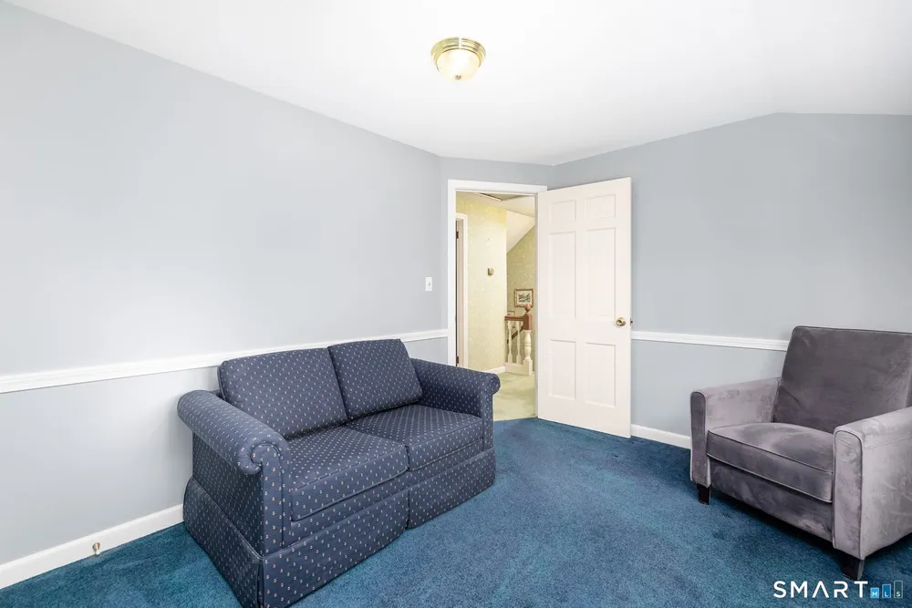 269 Pine Ln, Wethersfield, CT 06109