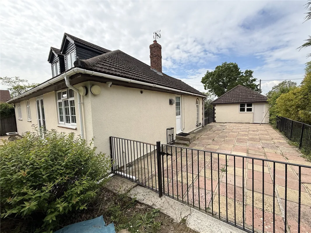 Lower Dunton Road, Horndon On The Hill, Stanford-Le-Hope, Essex, SS17