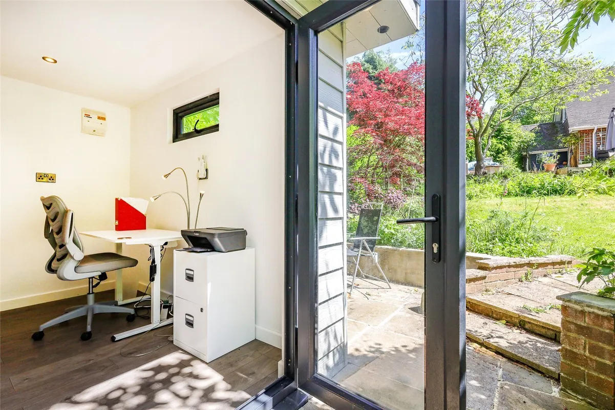 East Hill Drive, Liss, Hampshire, GU33