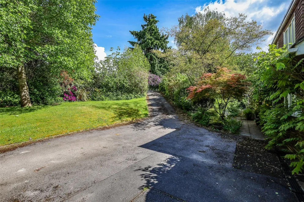 Property carousel item 42