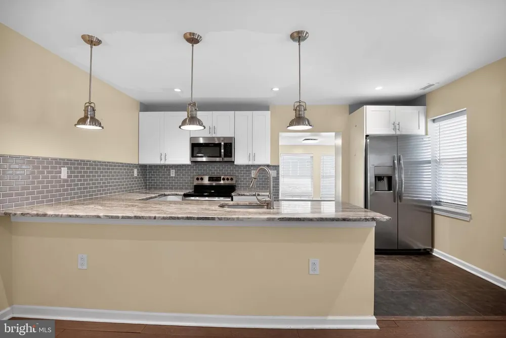 2646 Jenkintown Rd, Glenside, PA 19038