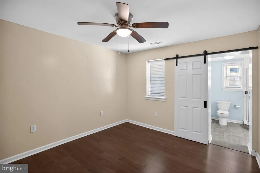 2646 Jenkintown Rd, Glenside, PA 19038