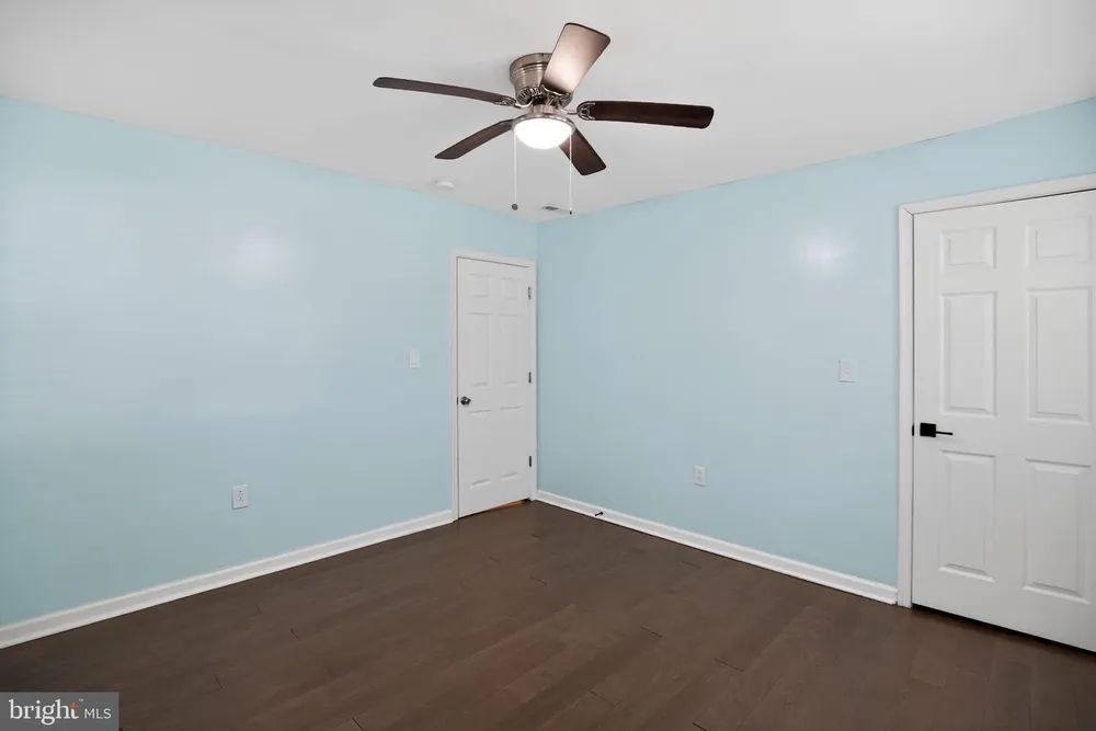 2646 Jenkintown Rd, Glenside, PA 19038