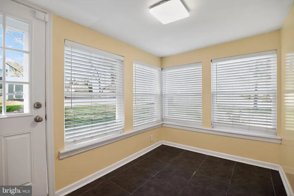 2646 Jenkintown Rd, Glenside, PA 19038