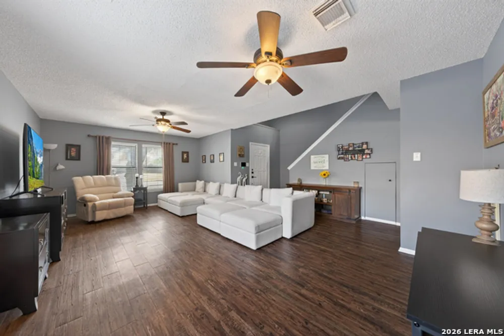 6630 Meadow Fawn Dr, Converse, TX 78109