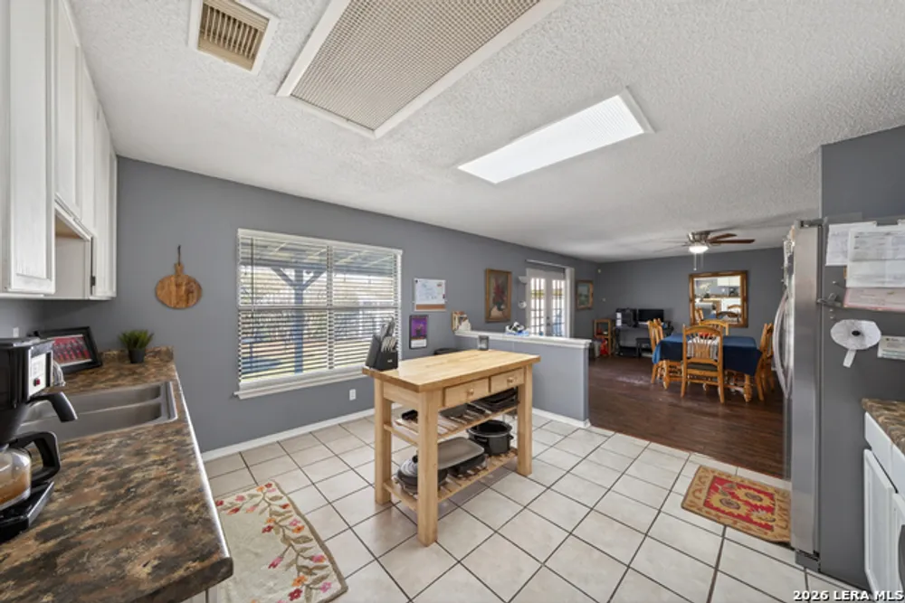 6630 Meadow Fawn Dr, Converse, TX 78109