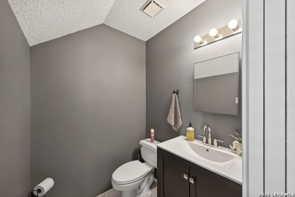 6630 Meadow Fawn Dr, Converse, TX 78109