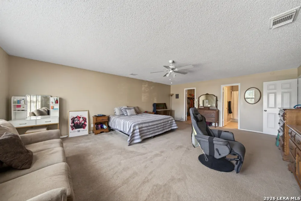 6630 Meadow Fawn Dr, Converse, TX 78109