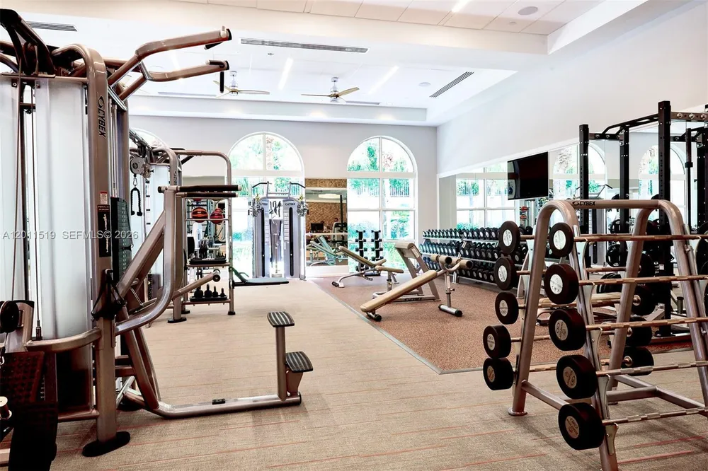 705 Crandon Blvd, Key Biscayne, FL 33149