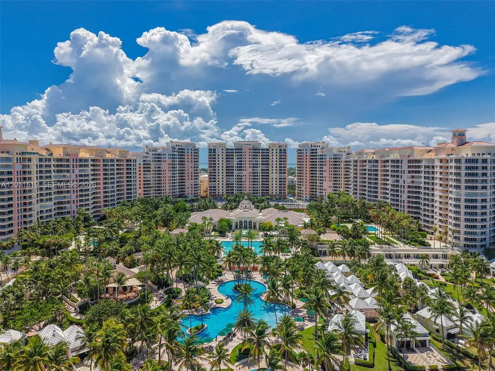 705 Crandon Blvd, Key Biscayne, FL 33149