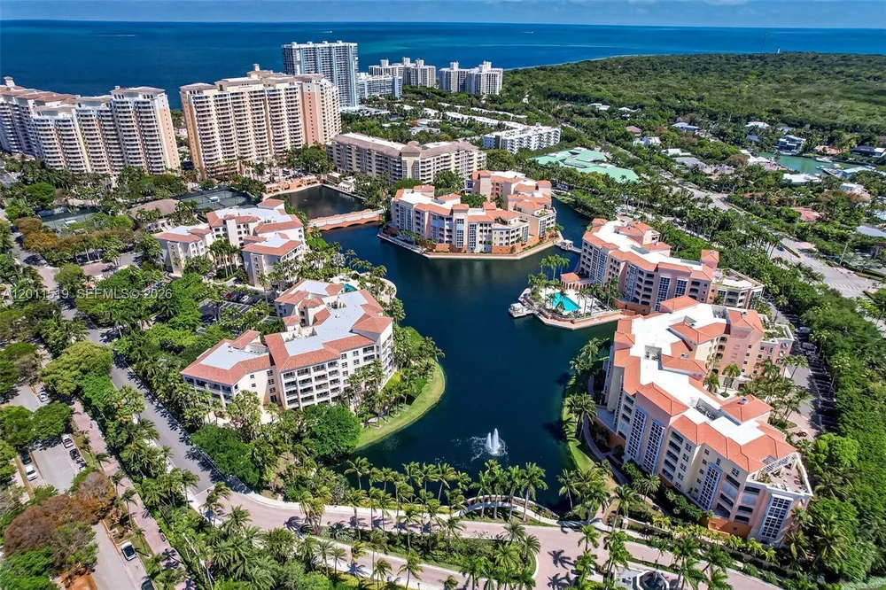 705 Crandon Blvd, Key Biscayne, FL 33149