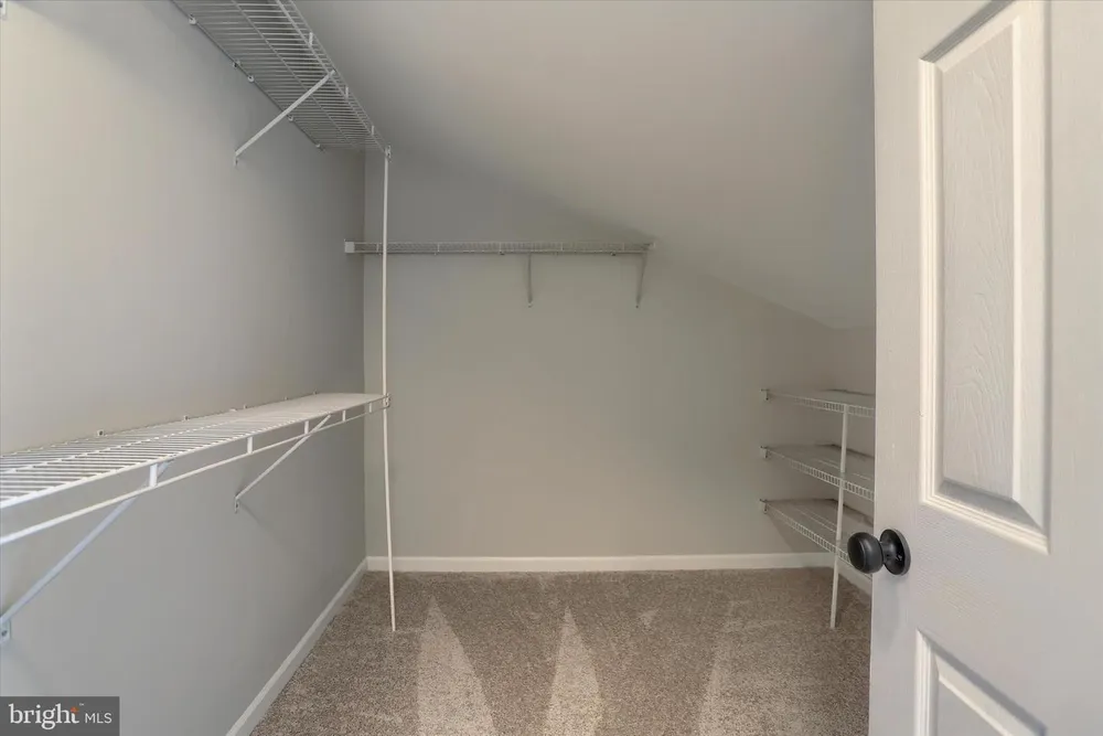1199 Cross Creek Dr, Mechanicsburg, PA 17050