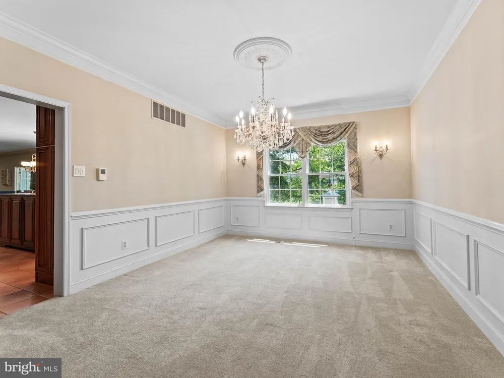 1424 Ridgewood Ln, Newtown, PA 18940